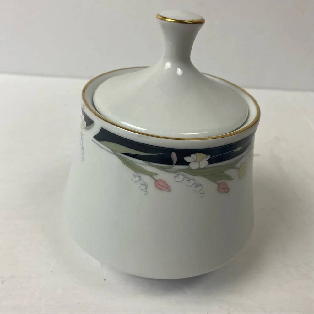 Vintage crown ming